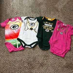 🏈🏈Green Bay Packers NFL baby girl onesies